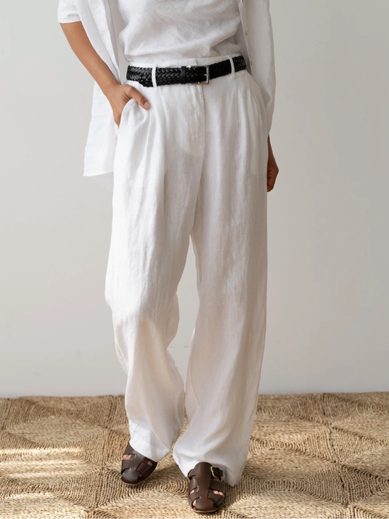 DONNI. Pants - Donni White Wide-Leg Linen Pleated Pants
Size Medium NWOT